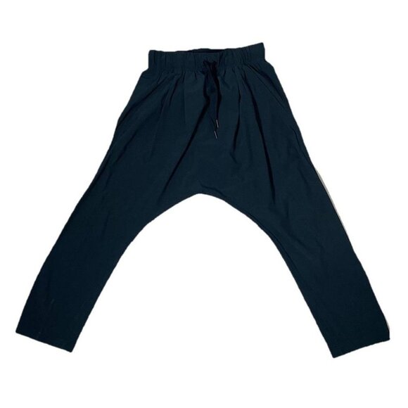 Lululemon Drop It Crop Harem Pant Black Size 2 - Picture 4 of 4